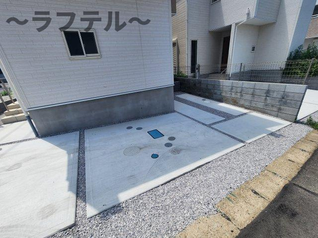 入間市扇町屋７期５棟の駐車場