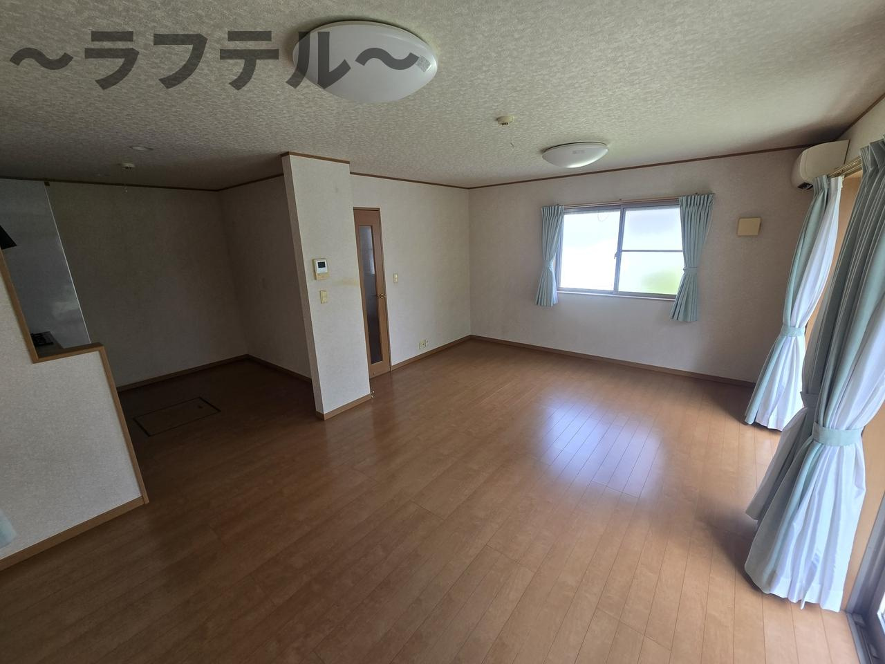 所沢市荒幡戸建の居間・リビング