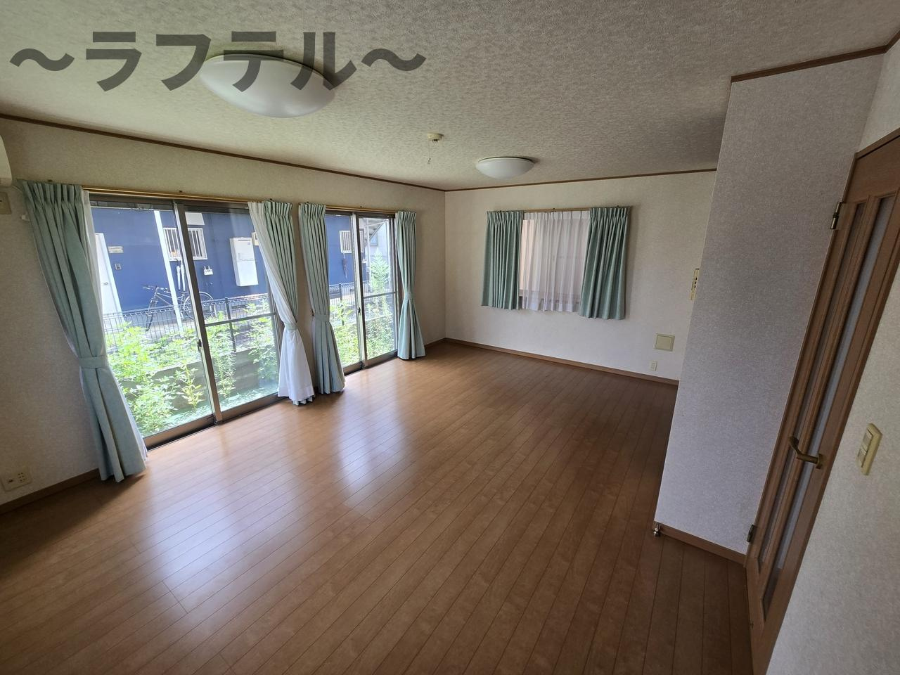 所沢市荒幡戸建の居間・リビング