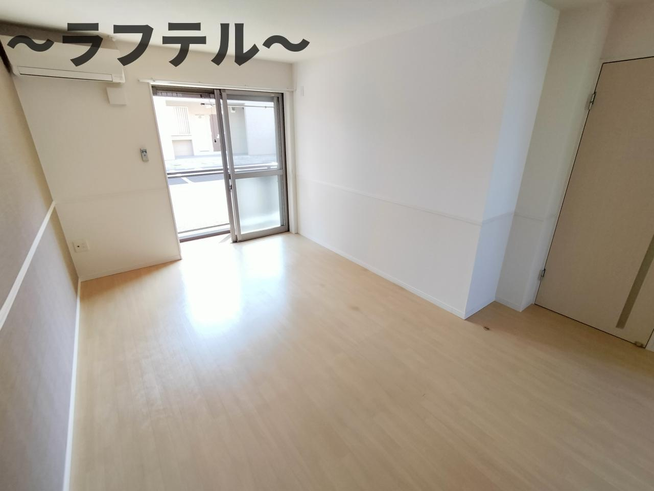 ラビランスAの居間・リビング|別部屋イメージ写真