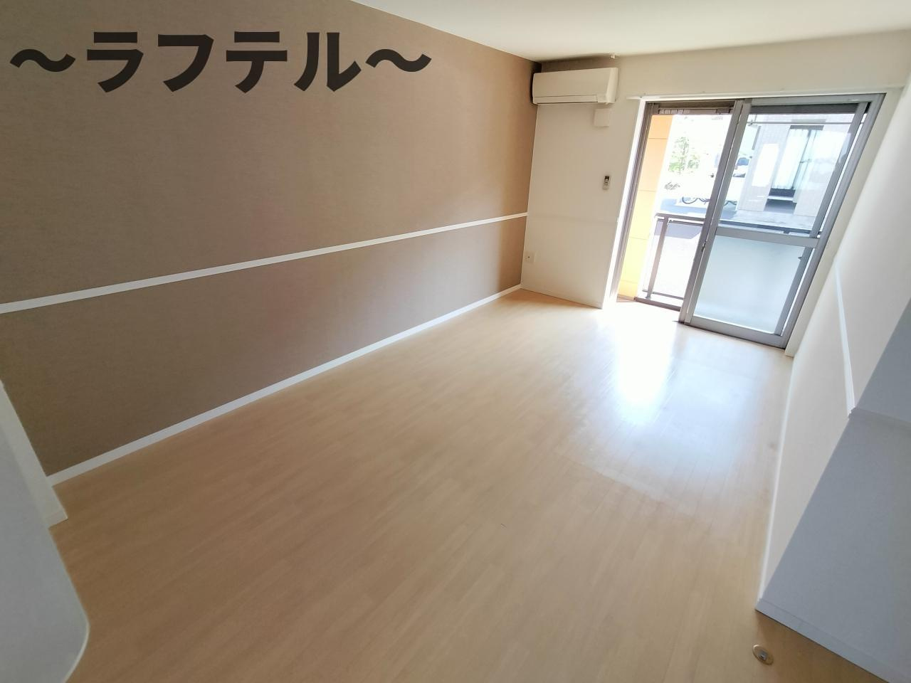ラビランスAの居間・リビング|別部屋イメージ写真