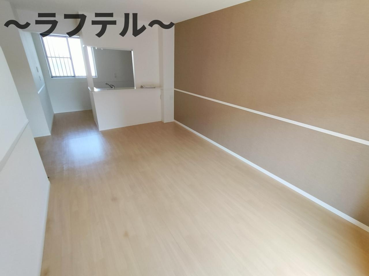 ラビランスAの居間・リビング|別部屋イメージ写真