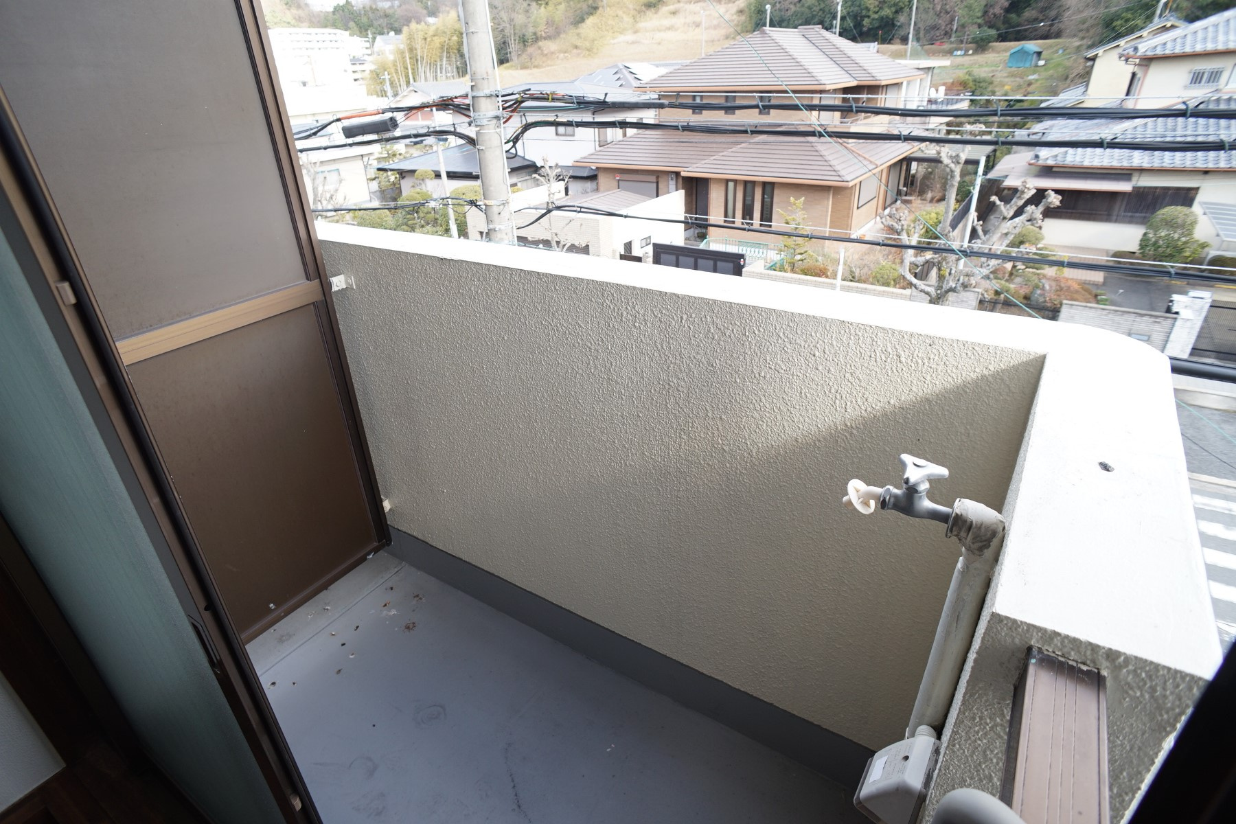 東生駒ツインビル１号館のバルコニー
