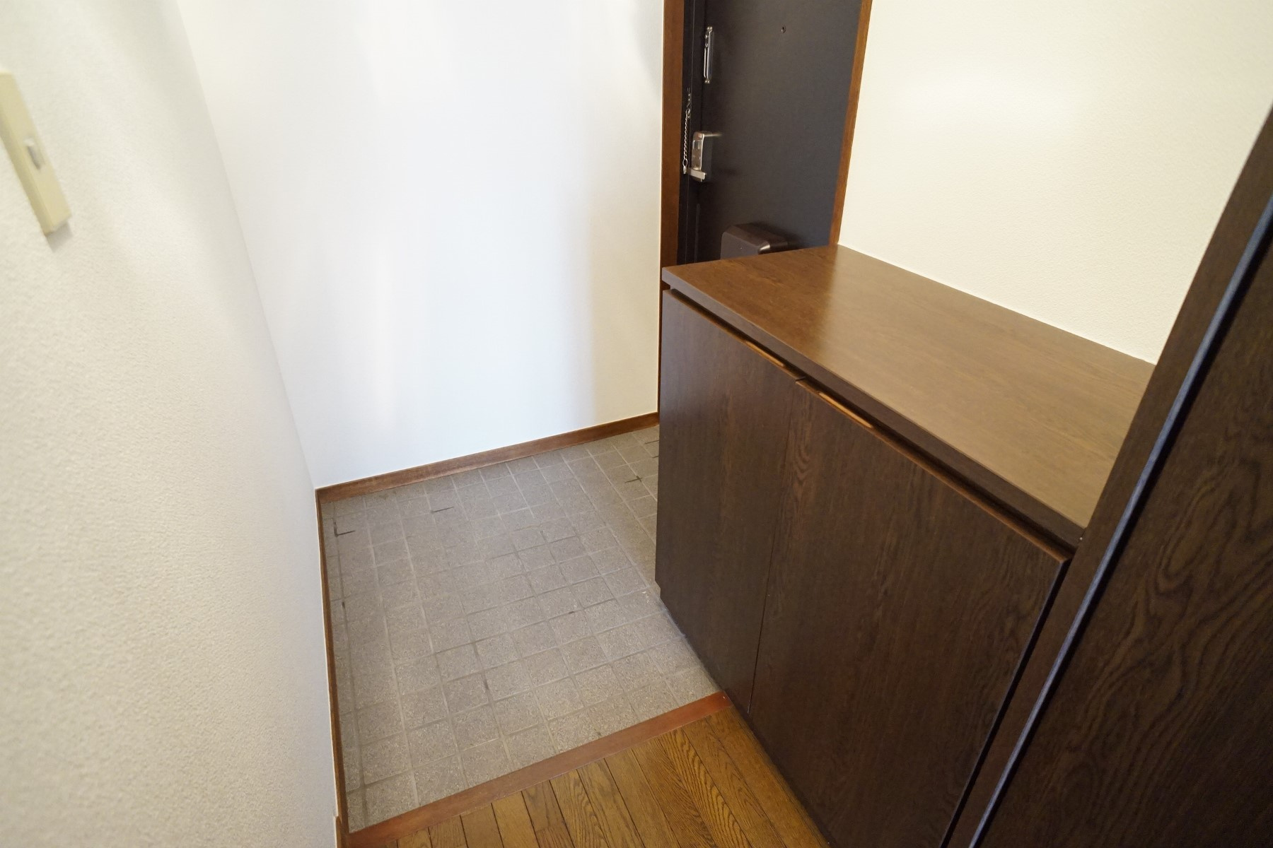 東生駒ツインビル１号館の収納