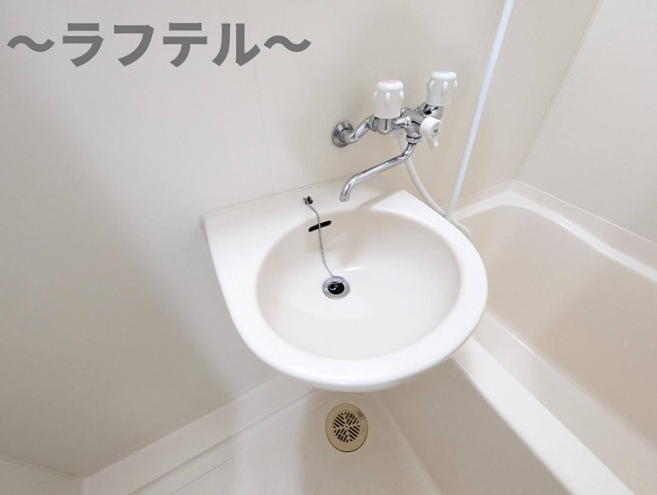 所沢市西住吉の賃貸マンションの洗面所|別部屋イメージ写真