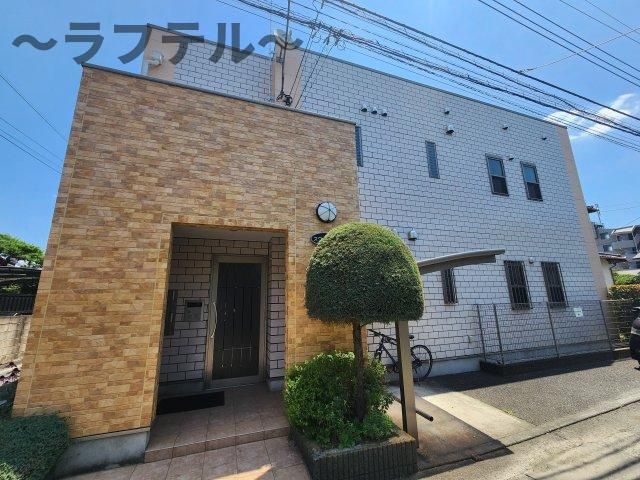 スワ・プレームの外観
