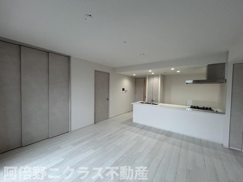 ブランシエスタ上本町の居間・リビング