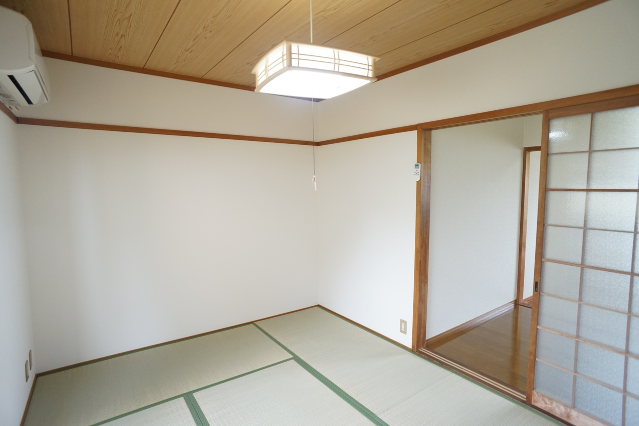 サンライズ大和の和室