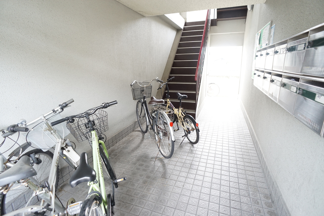 サンライズ大和の駐車場