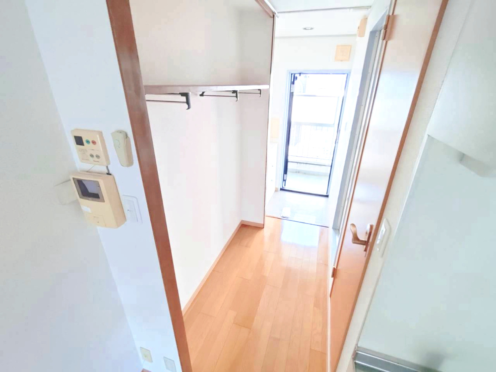 サンライズビルの内装