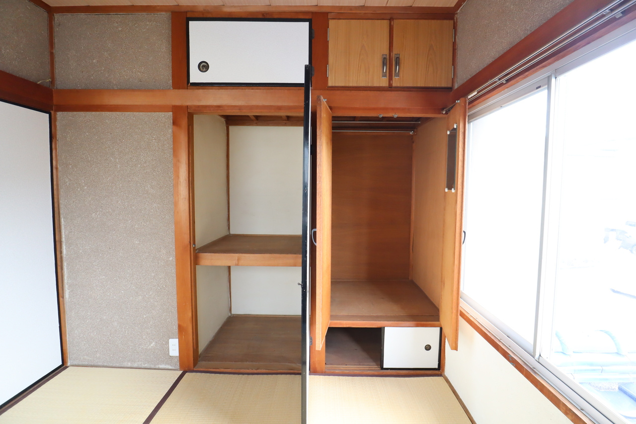 橿原市西池尻町戸建の収納