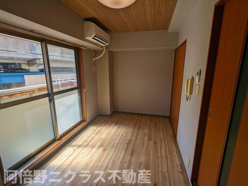 MiYo87天下茶屋の洋室