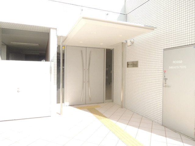アクシーズタワー川口栄町Ⅰのエントランス