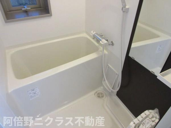 ラシーヌ阿倍野の浴室