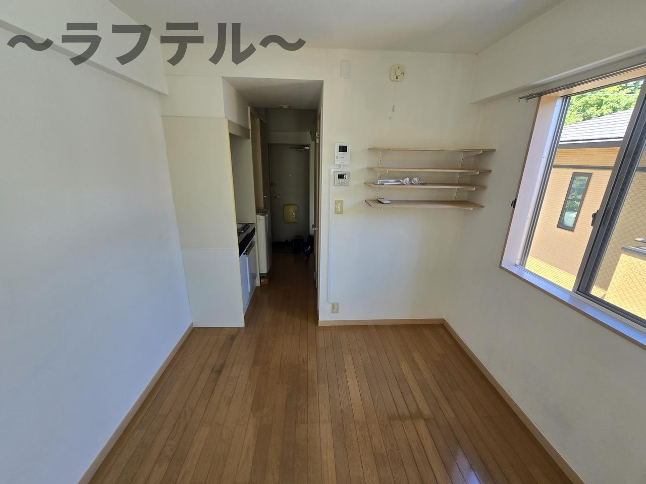 クレシェール狭山ヶ丘の洋室