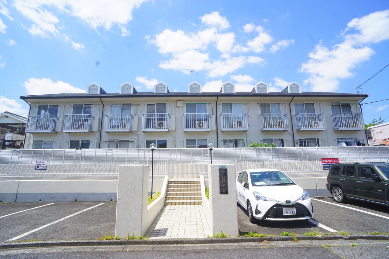 サムハイツの駐車場