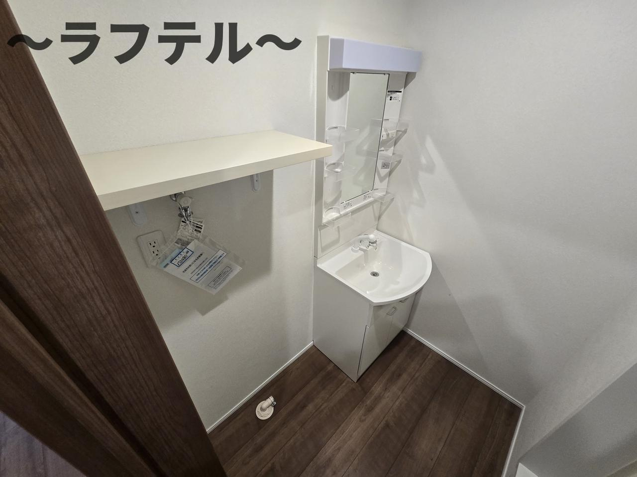 MELLAS武蔵藤沢の独立洗面台|同メーカー施工　別部屋イメージ写真
