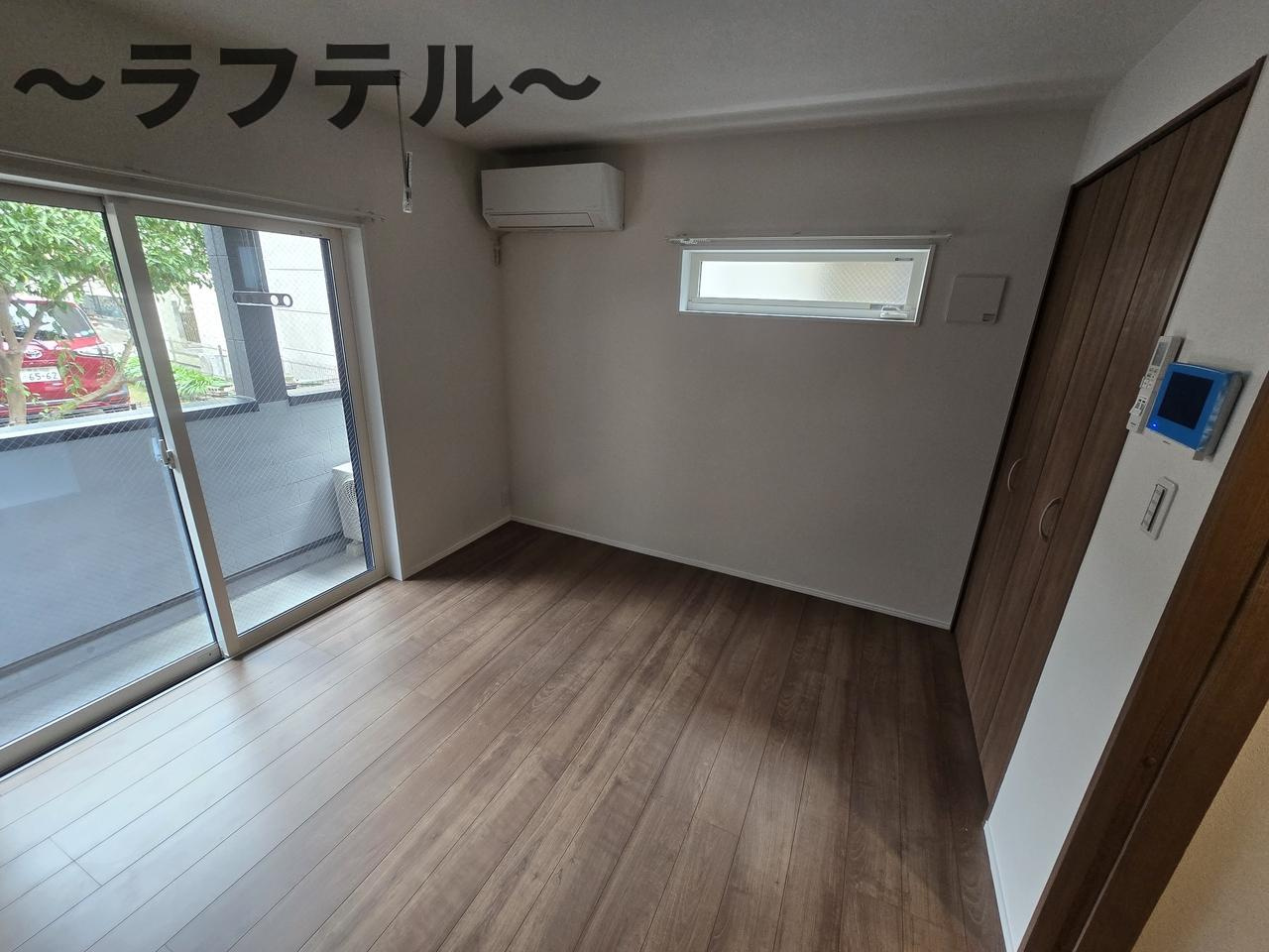 MELLAS武蔵藤沢の居間・リビング|同メーカー施工　別部屋イメージ写真
