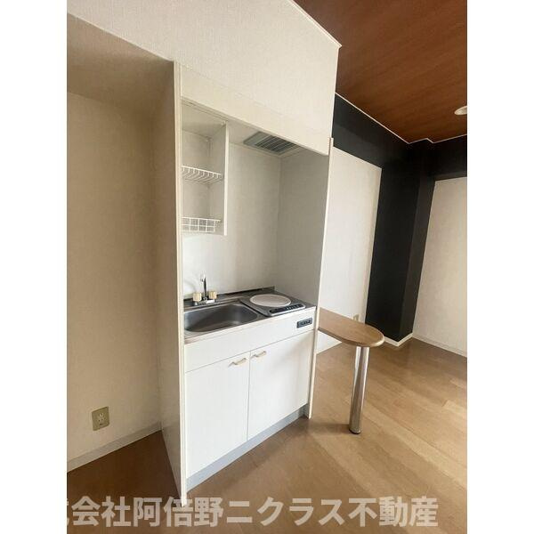 ラシーヌ天王寺のキッチン|内装は別部屋の参考写真です。
