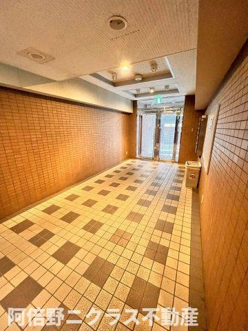 グランヴィ天王寺のロビー