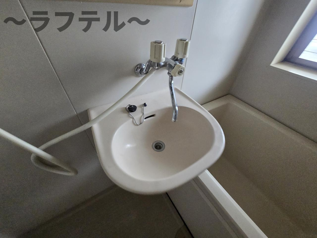 ファミール西所沢の独立洗面台