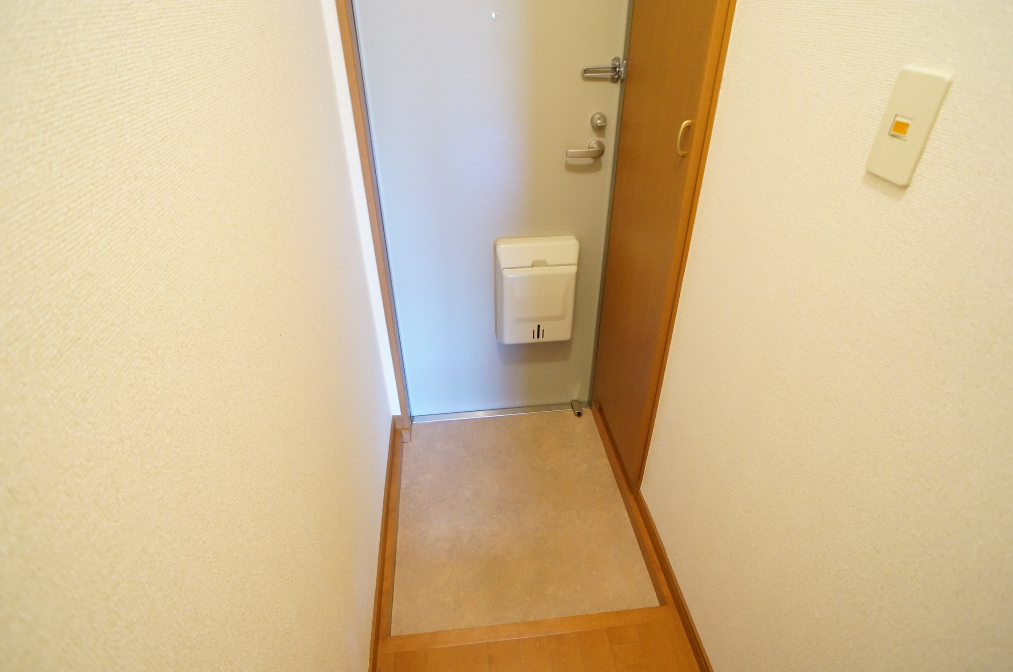 グレイス学園前の玄関