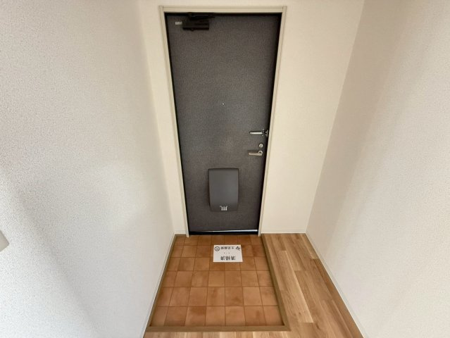 ブリーズ大安寺の玄関