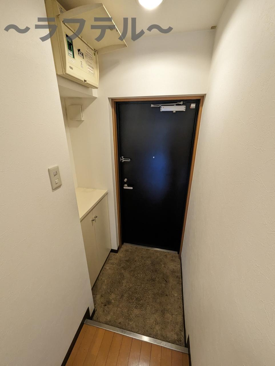ユーネットⅢの玄関|別号室イメージ写真