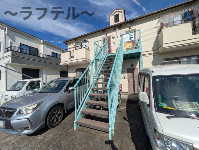 所沢市若狭１丁目のアパートの駐車場