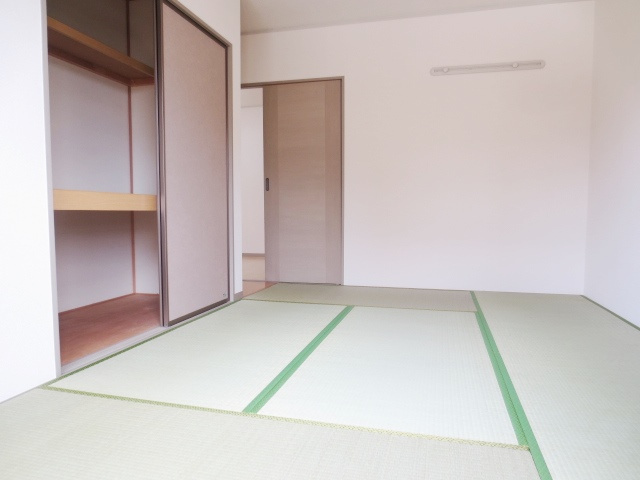 エトワールメゾンの和室|別号室の参考写真です。