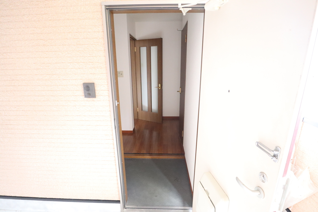 サンライズカワムラPartⅡの玄関
