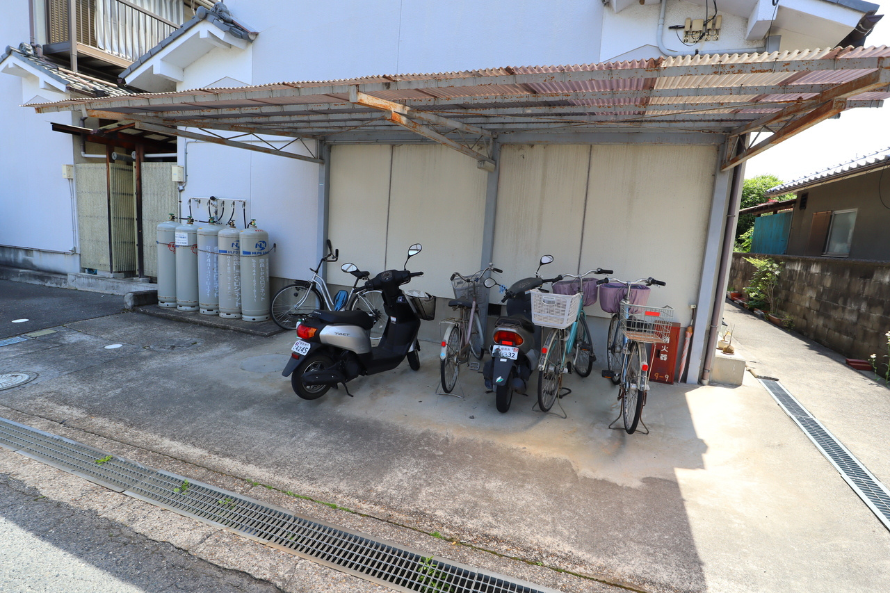 藤井住宅のエントランス