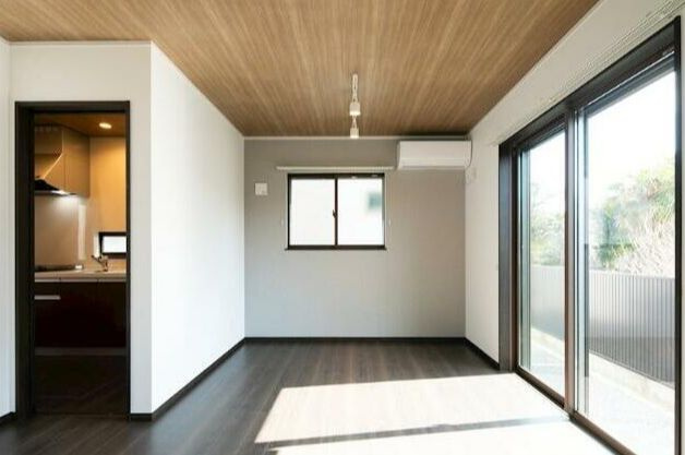 新築貸戸建住宅の内装