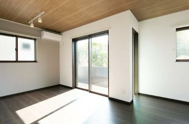 新築貸戸建住宅の居間・リビング