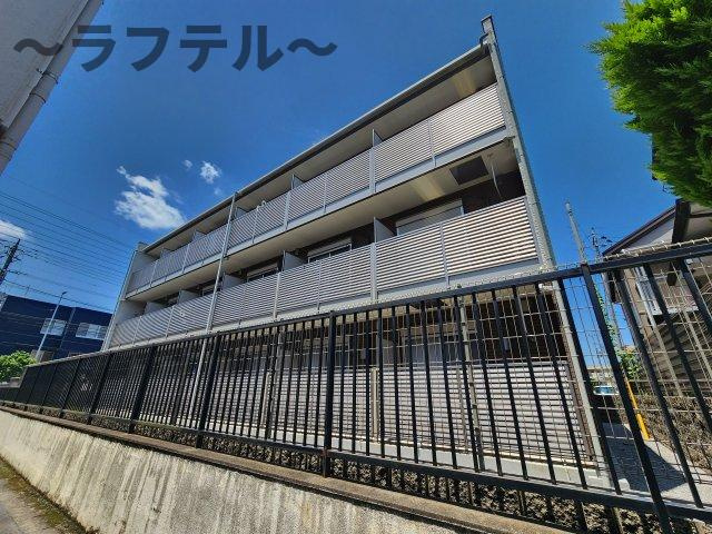 狭山市富士見１丁目のアパートの外観