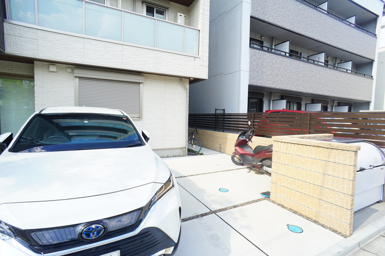 ＳｈａＭａｉｓｏｎＳＵＺＡＫＵの駐車場