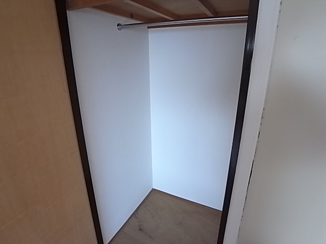 神殿マンション３号館の収納