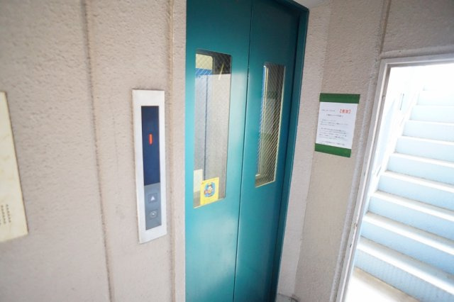 ＧＲＭ二条のエントランス