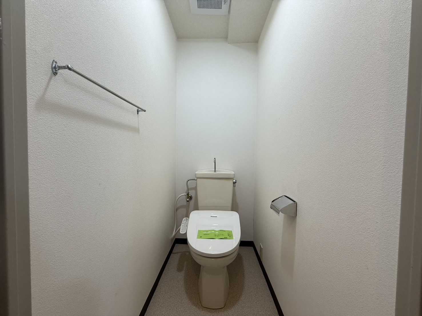 ハイツ伏見桃山のトイレ|清潔感のあるトイレです