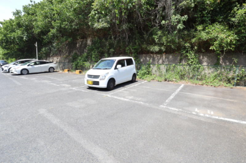 ビレッジハウス大淀3号棟の駐車場