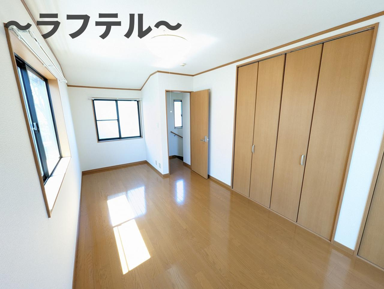 メゾン南山の寝室