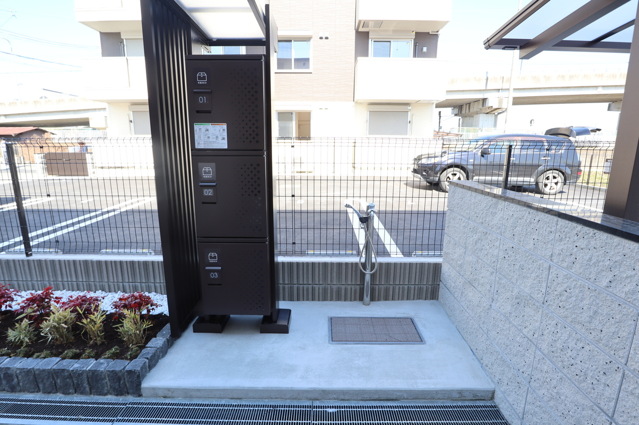 サージュ大和郡山の駐車場