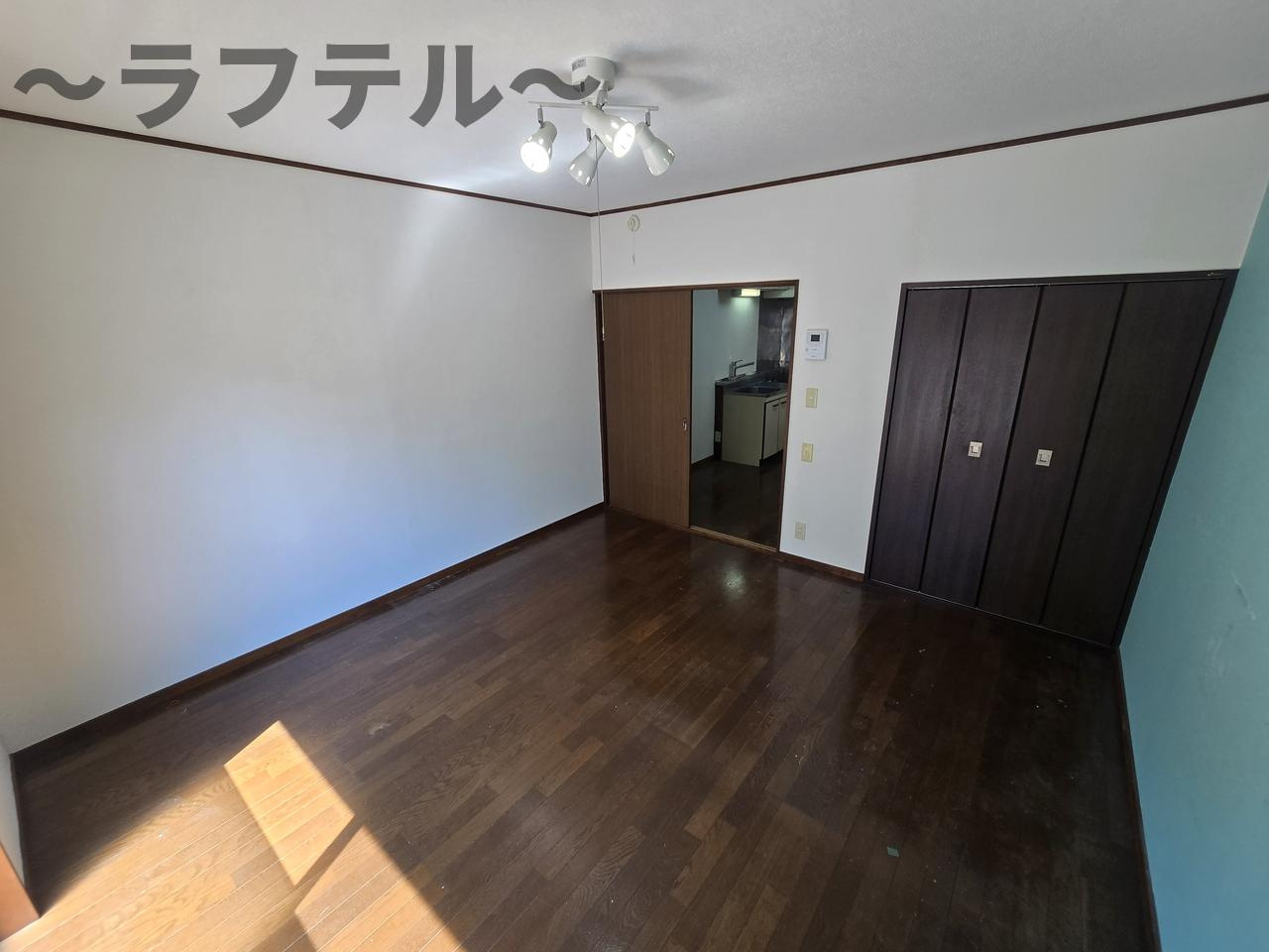 メゾンベルミュールの居間・リビング