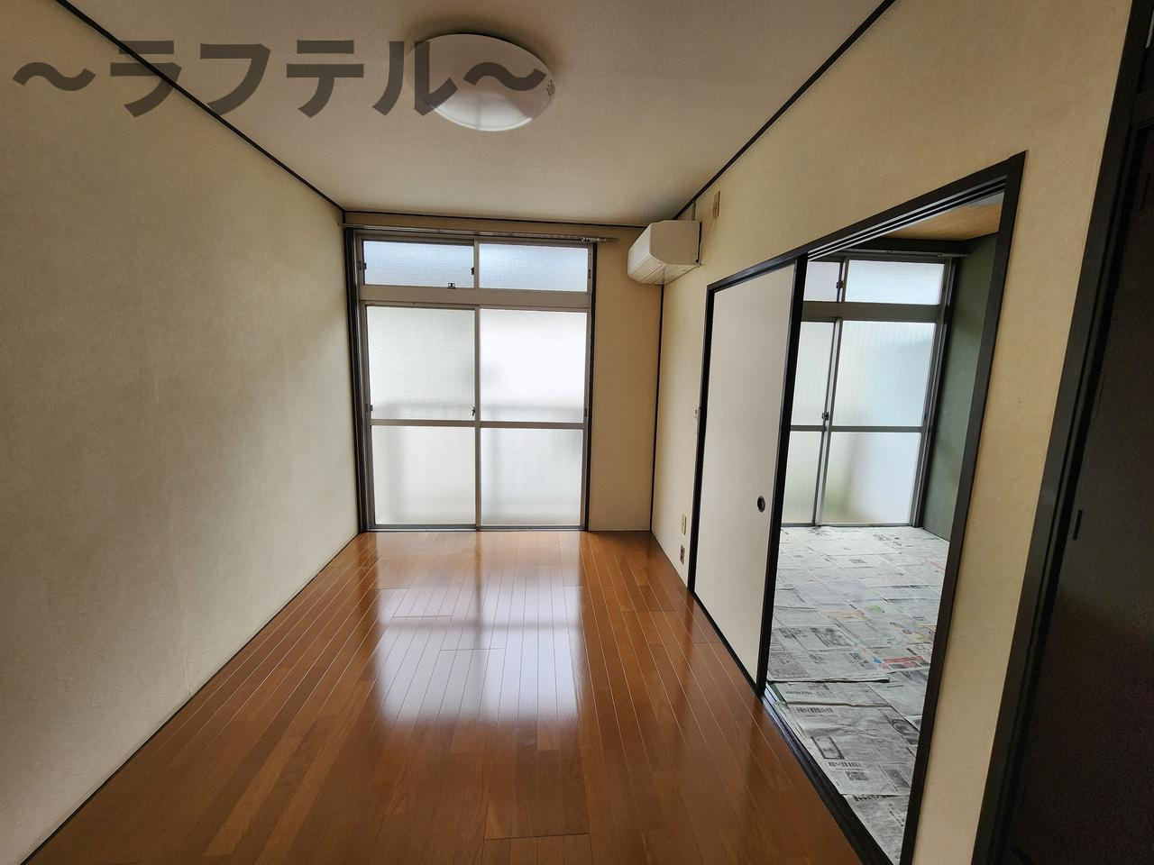 コーポ名取1号棟の洋室