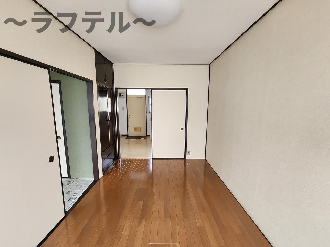 コーポ名取1号棟の居間・リビング