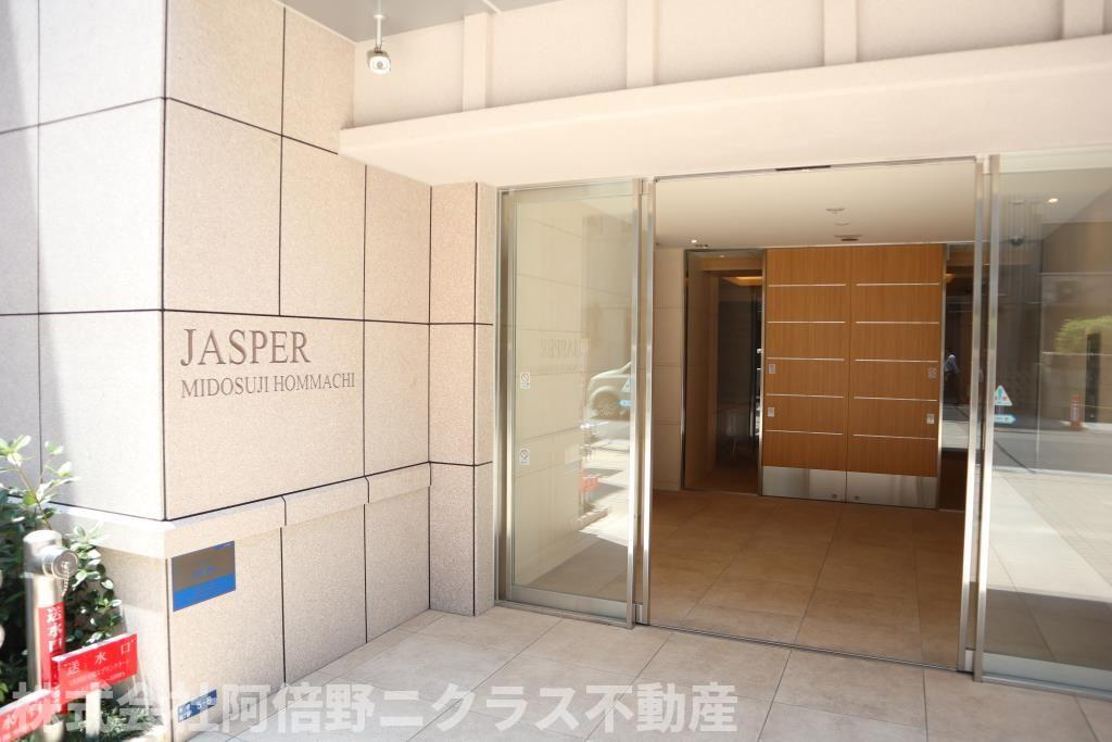JASPER御堂筋本町のエントランス