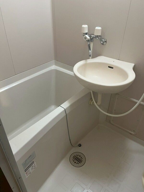 エムロード玉造の浴室