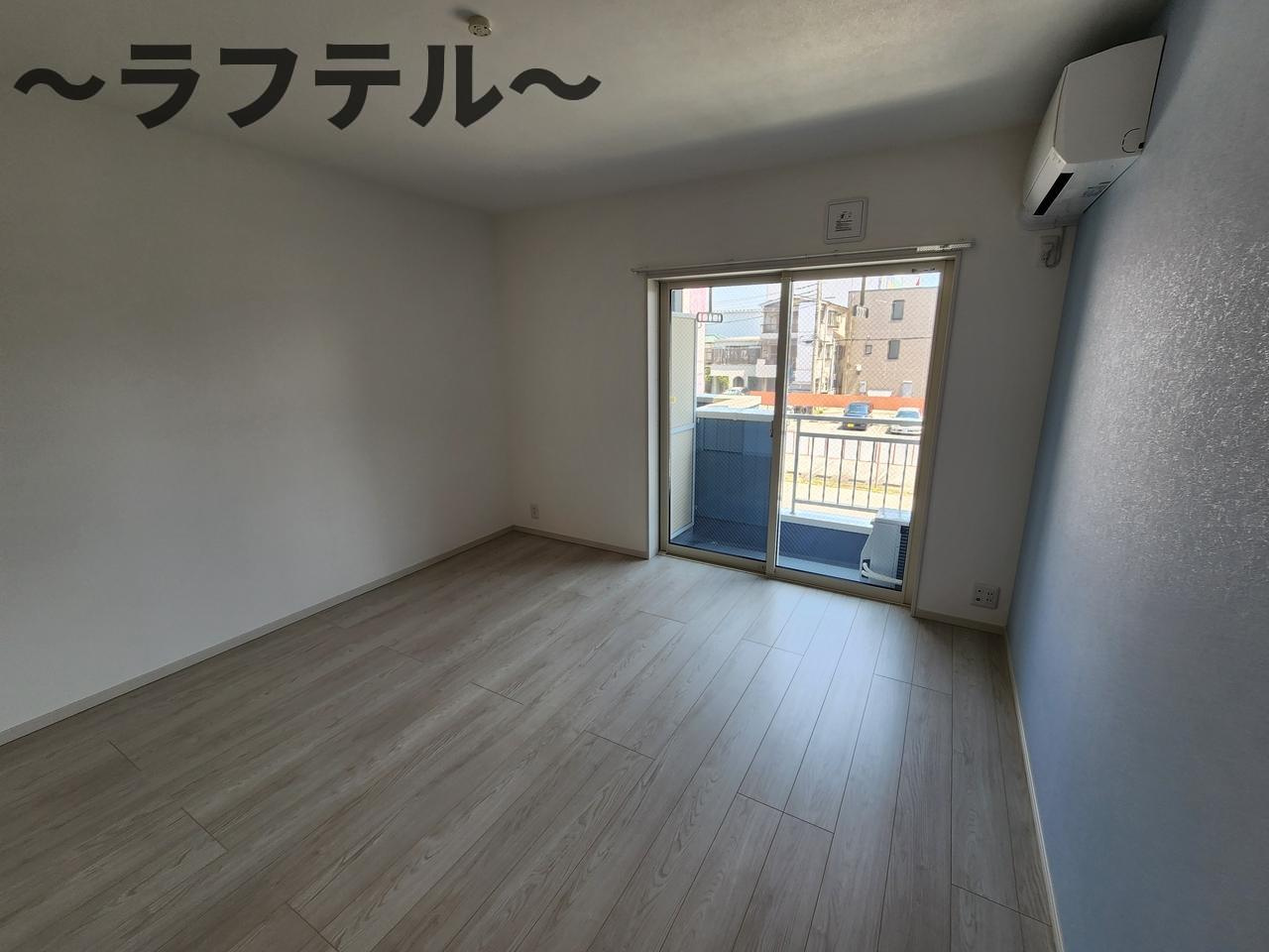 MELLAS武蔵藤沢の居間・リビング|同メーカー施工　別部屋イメージ写真