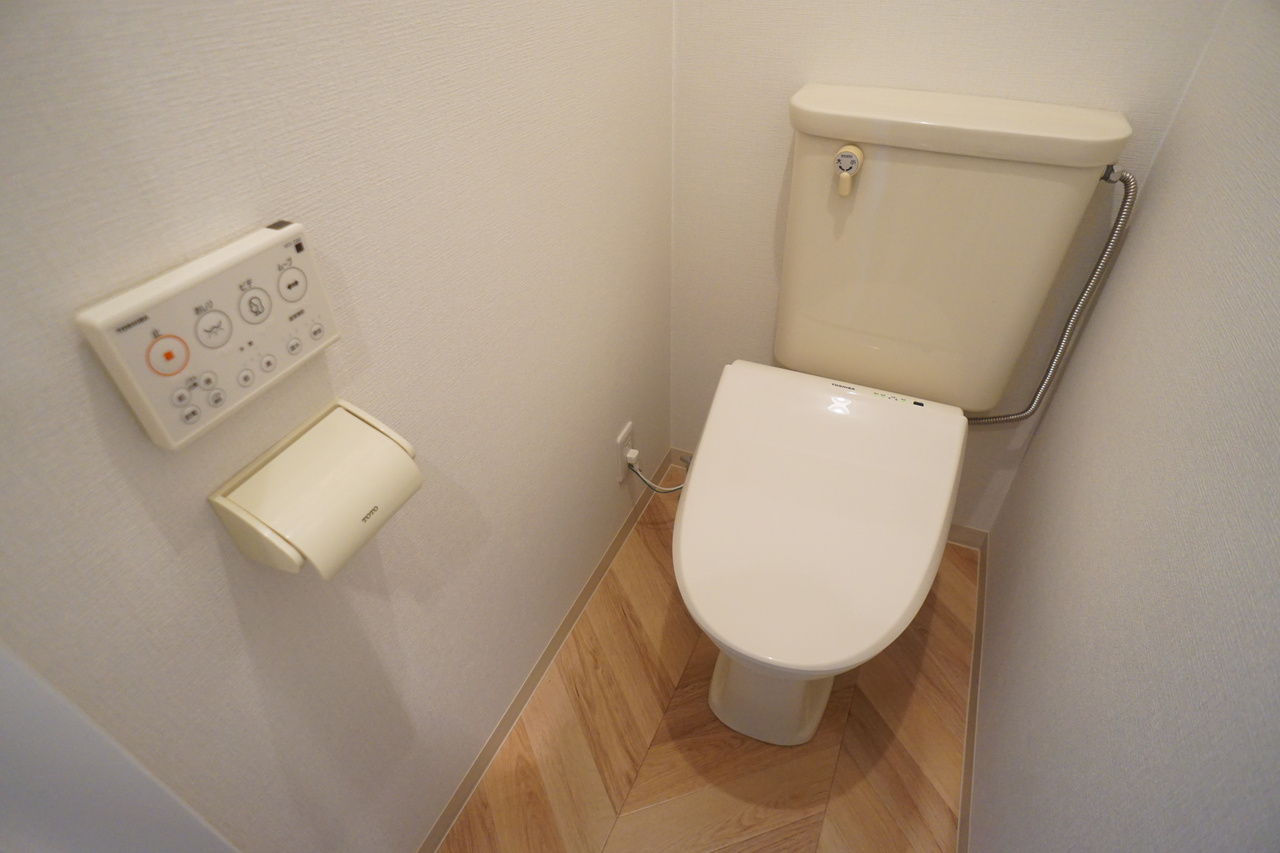 クレール秋篠のトイレ