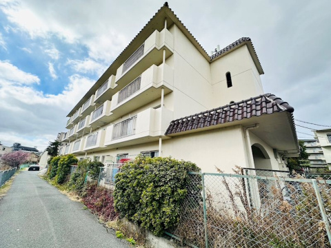 ハイツ山田南の外観